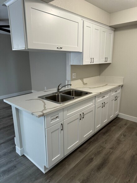 More Photos Of 14534 Bellflower Blvd, Bellflower Apartments For Sale