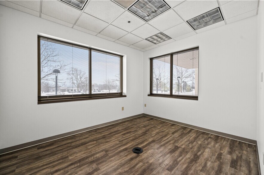 More Photos Of 3 Crowne Point Ct, Sharonville Office For Sale