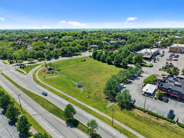 More Photos Of 3199 Beaumont Centre Cir, Lexington Land For Lease