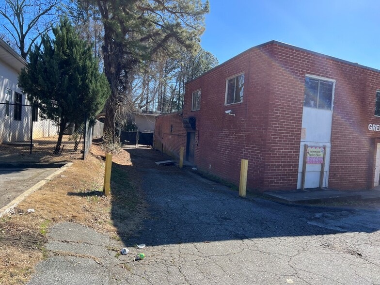 More Photos Of 4829 Peachtree Rd, Chamblee Flex For Sale