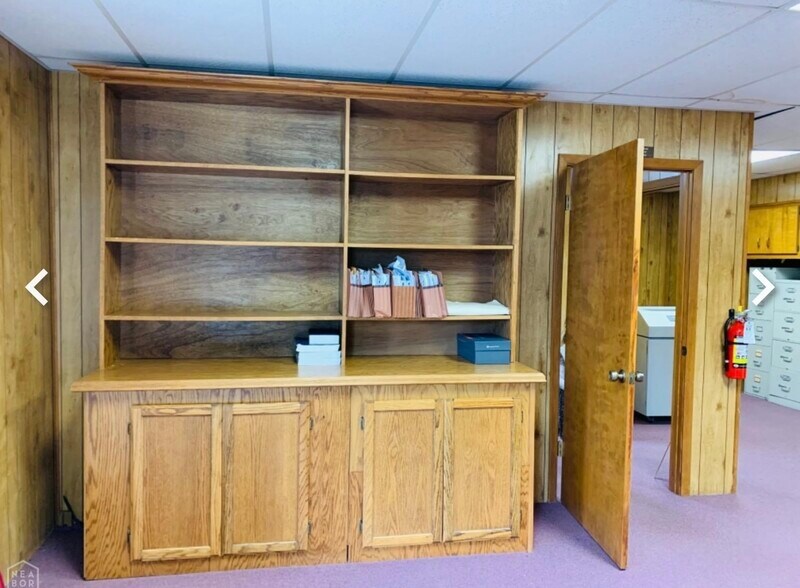 More Photos Of 407 Walnut St, Newport Medical For Sale