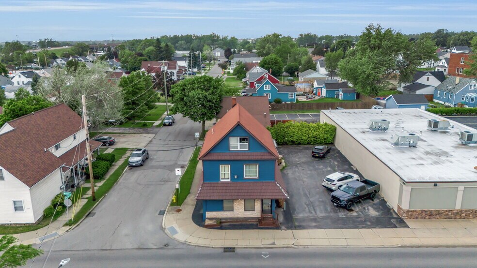 Primary Photo Of 2388 William St, Buffalo Apartments For Sale