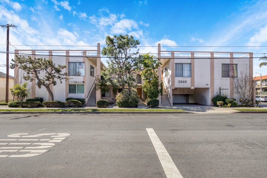 Primary Photo Of 3945 Frances Ave, Los Angeles Multifamily For Sale