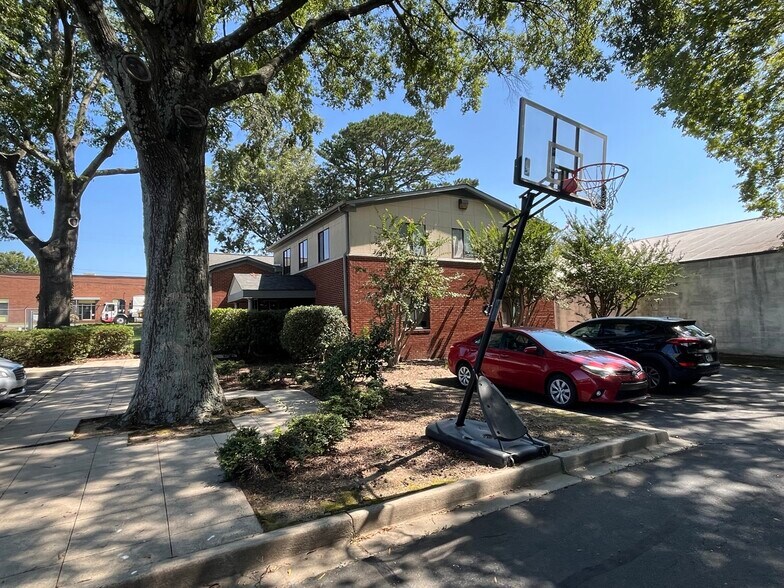 More Photos Of 1309 Amble Dr, Charlotte Loft Creative Space For Sale