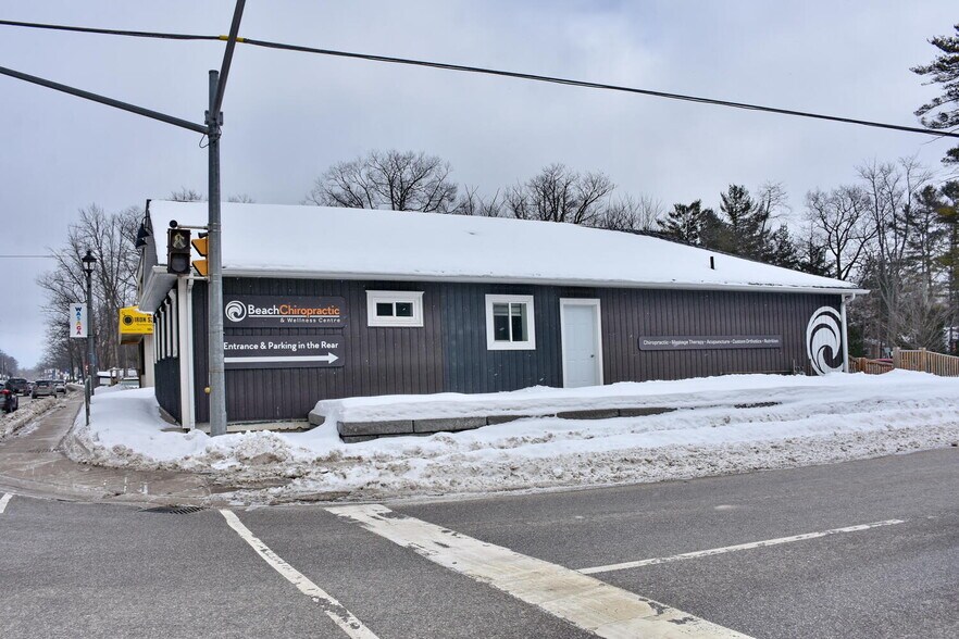 More Photos Of 1535 Mosley St, Wasaga Beach Storefront Retail Office For Sale