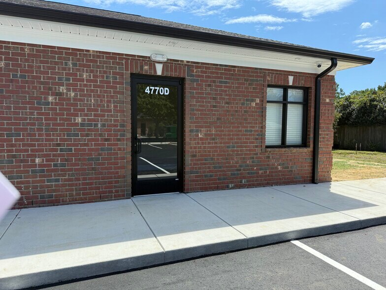 Primary Photo Of 4770 Independence dr, Lumberton Office For Lease