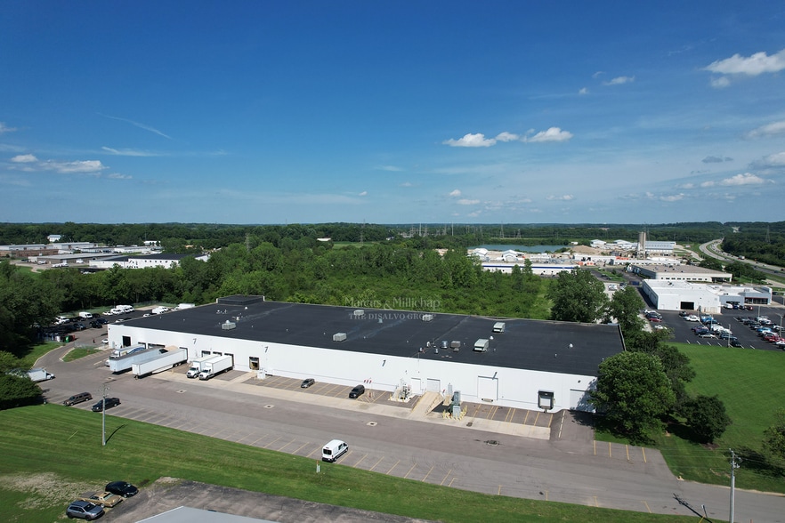 More Photos Of 2152-2162 Heller Dr, Beavercreek Warehouse For Lease