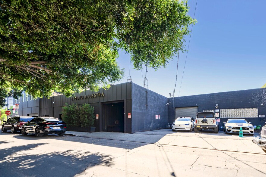 More Photos Of 6600 Lexington Ave, Los Angeles Loft Creative Space For Lease