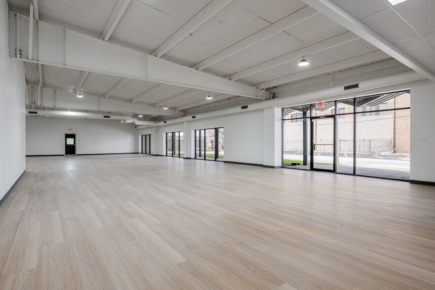 More Photos Of 4800 Cash Rd, Dallas Manufacturing For Lease