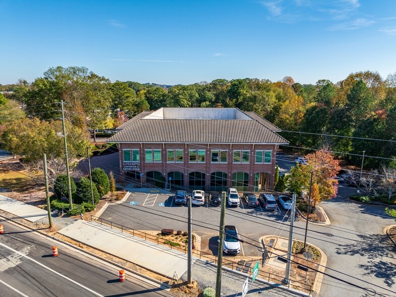 More Photos Of 178 S Main St, Alpharetta Office For Sale