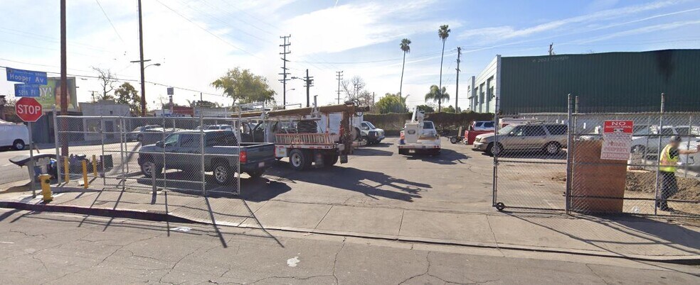 More Photos Of 1249 58th Pl, Los Angeles Warehouse For Lease