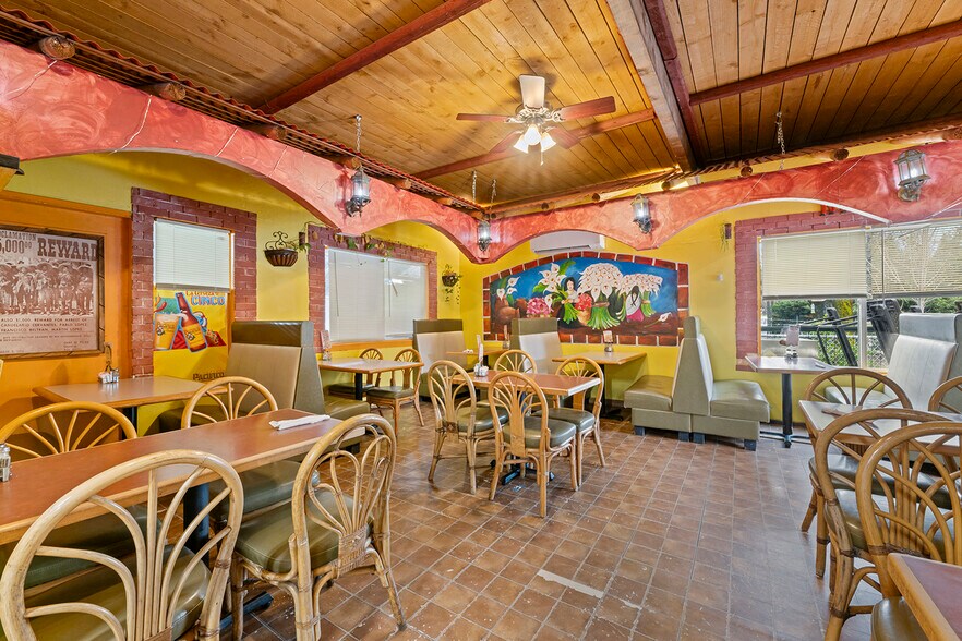 More Photos Of 144 Merlin Rd, Merlin Office For Sale