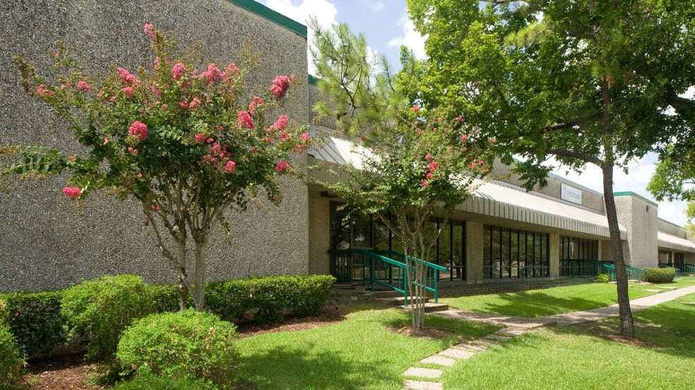 Primary Photo Of 3701-3749 Yale St, Houston Unknown For Lease