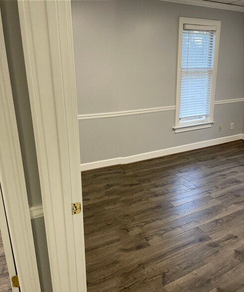 More Photos Of 1640 Powers Ferry Rd SE, Marietta Office For Lease