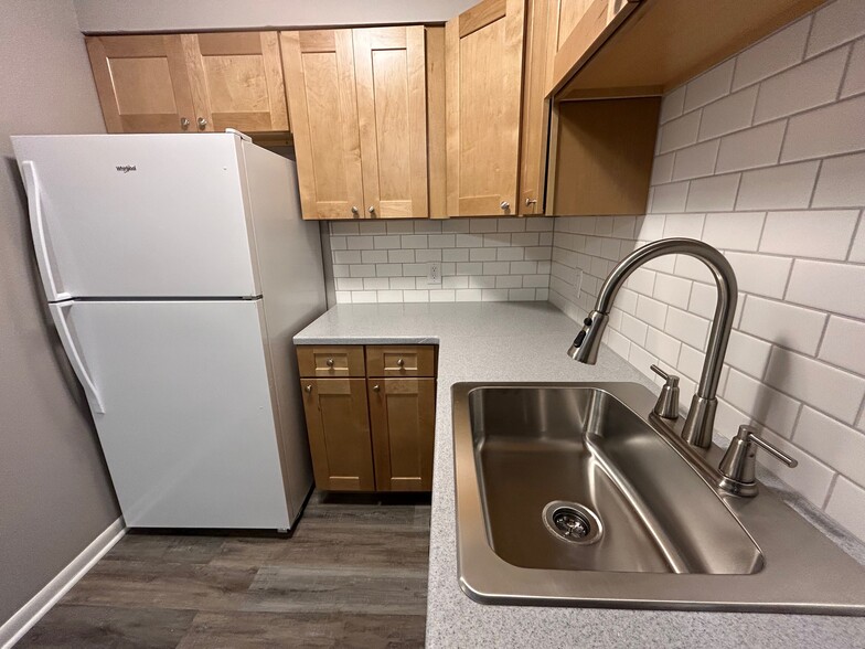 More Photos Of 8943 N 300 W, Lake Village Apartments For Sale