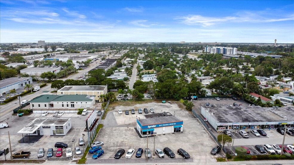 More Photos Of 2008 Okeechobee Blvd, West Palm Beach Auto Dealership For Sale