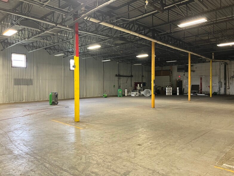 More Photos Of 933 Route 202, Greene Warehouse For Lease