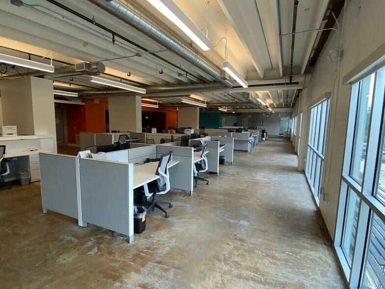 More Photos Of 2808 Caroline St, Houston Coworking Space