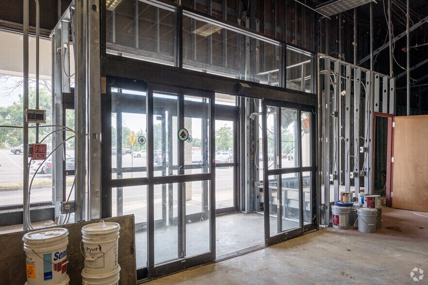 More Photos Of 4403 Black Horse Pike, Mays Landing General Retail For Lease