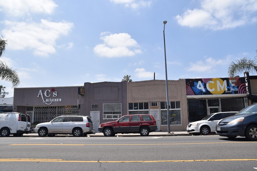 Primary Photo Of 4768-4772 W Adams Blvd, Los Angeles Restaurant For Lease
