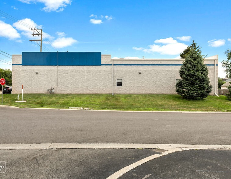 More Photos Of 11500 S Pulaski Rd, Alsip Storefront Retail Office For Sale