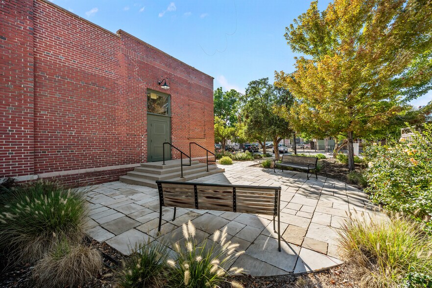 More Photos Of 1420 Ogden St, Denver Office For Sale