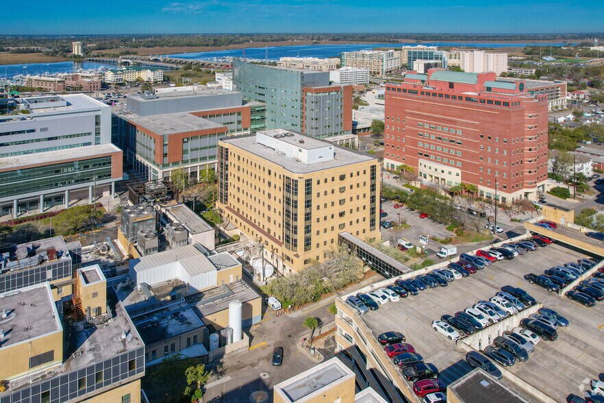 More Photos Of 125 Doughty St, Charleston Medical For Lease