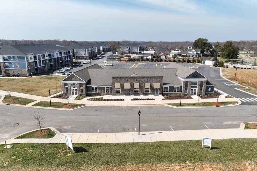 More Photos Of 1725 Welden Village Ave, Kernersville Unknown For Lease