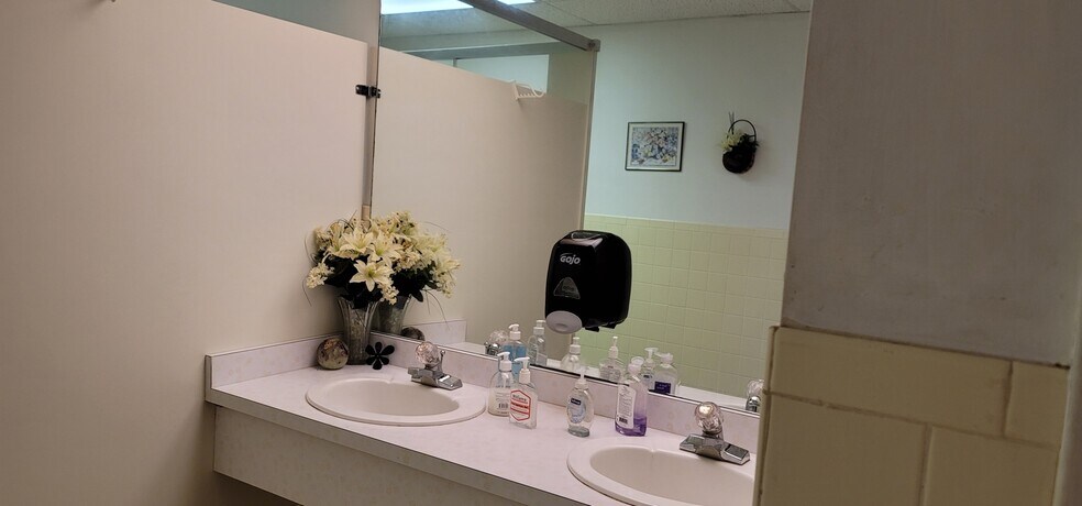 More Photos Of 3632 NE 7th St, Ocala Lodge Meeting Hall For Sale