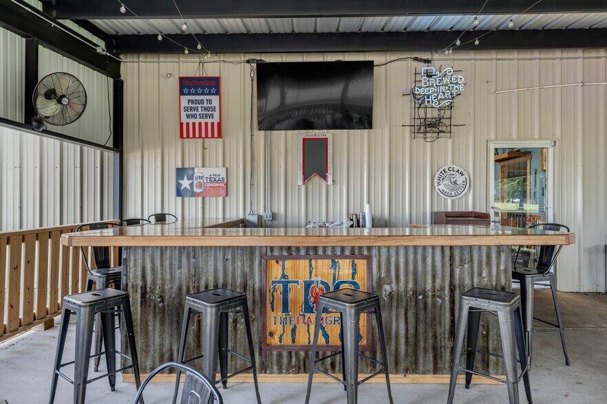 More Photos Of 16082 E State Highway 29, Buchanan Dam Restaurant For Sale