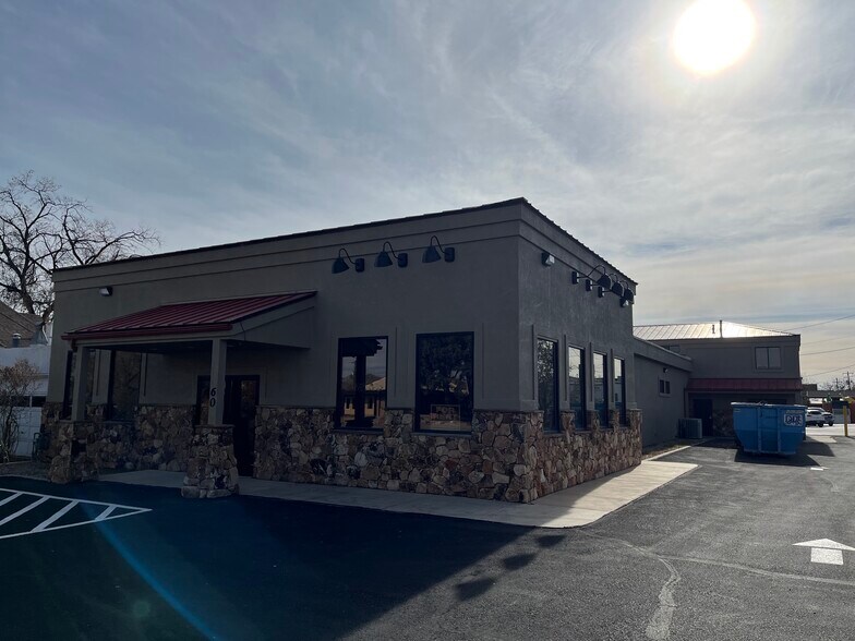 More Photos Of 60 E 100 N, Vernal Office For Lease