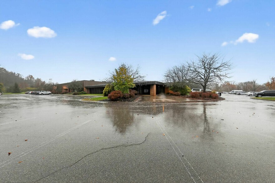 More Photos Of 50 W TechneCenter Dr, Milford Light Distribution For Sale