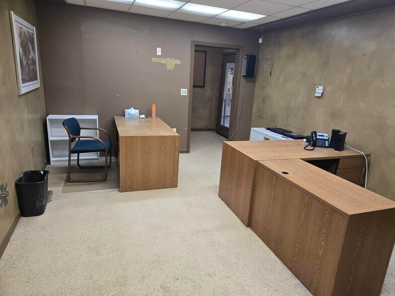 More Photos Of 4801 Hamilton Cleves Rd, Cleves Industrial For Sale