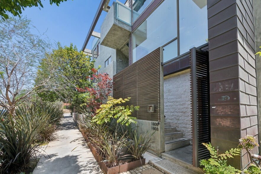 More Photos Of 1800-1808 Thayer Ave, Los Angeles Office For Lease