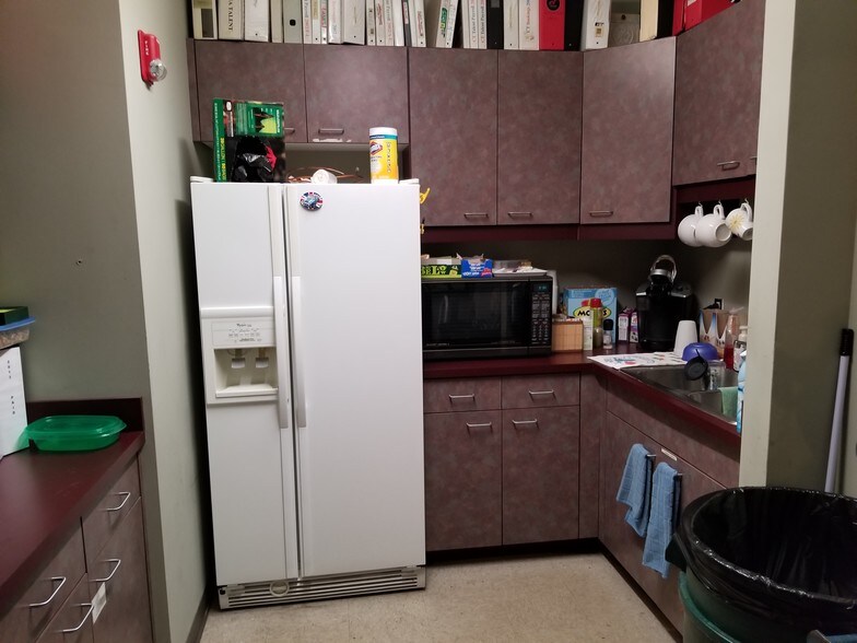 More Photos Of 1230 W Morehead St, Charlotte Loft Creative Space For Lease