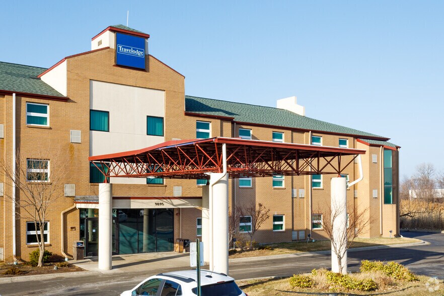 More Photos Of 9095 Wickham Rd, Romulus Hospitality For Sale