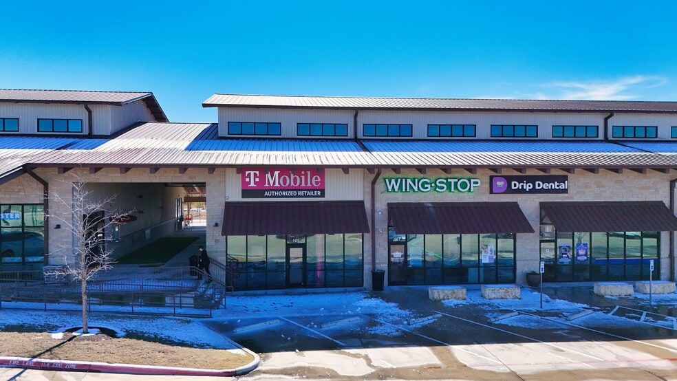 More Photos Of 136 Drifting Wind Run, Dripping Springs Storefront For Lease