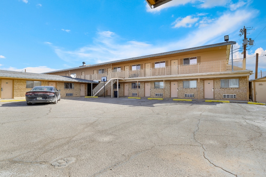 More Photos Of 2224 N White Sands Blvd, Alamogordo Hotel For Sale