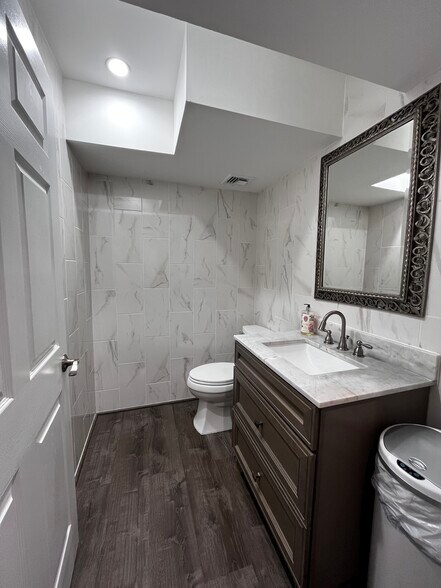 More Photos Of 593 Ramapo Valley Rd, Oakland Medical For Lease