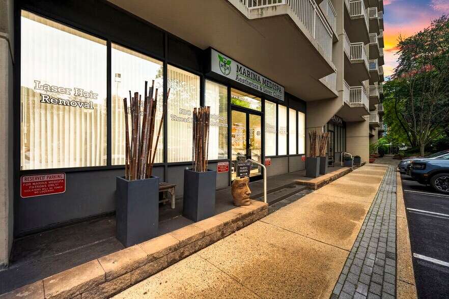 More Photos Of 1033-1077 River Rd, Edgewater Apartments For Sale