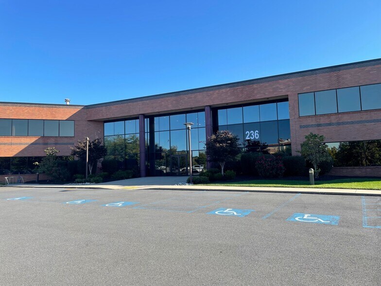 More Photos Of 236 Brodhead Rd, Bethlehem Medical For Lease