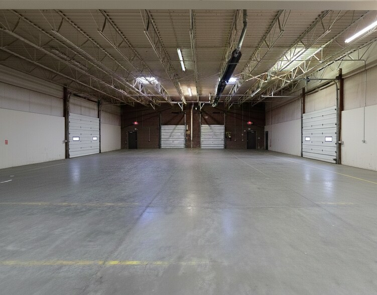 More Photos Of 1217-1227 Norton Rd, Hudson Warehouse For Lease