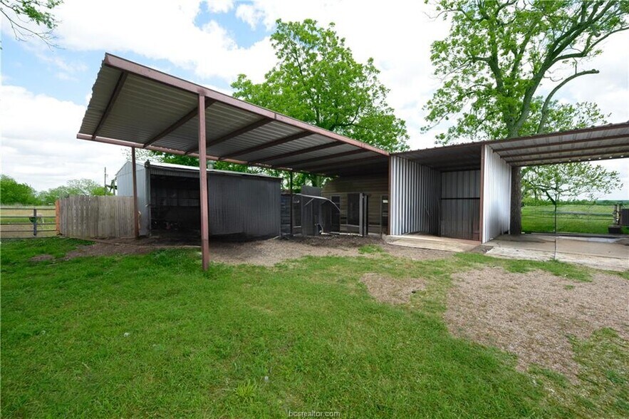 More Photos Of 7523 State Highway 21 W, Caldwell Land For Sale