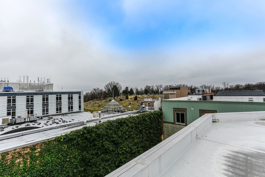More Photos Of 2141 Wisconsin Ave NW, Washington Apartments For Sale