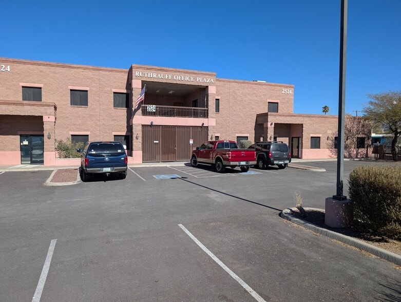 More Photos Of 2524 W Ruthrauff Rd, Tucson Office Residential For Sale
