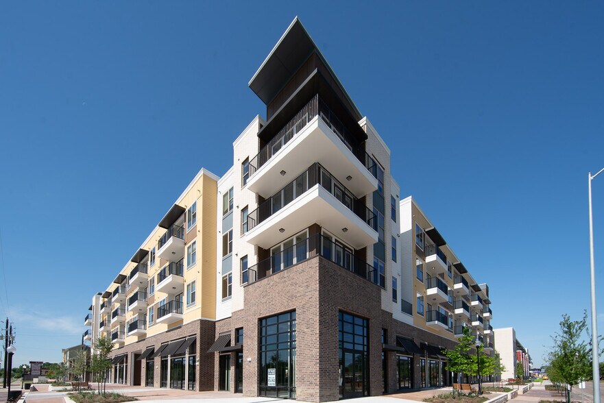 Primary Photo Of 5110 Griggs Rd, Houston Apartments For Lease