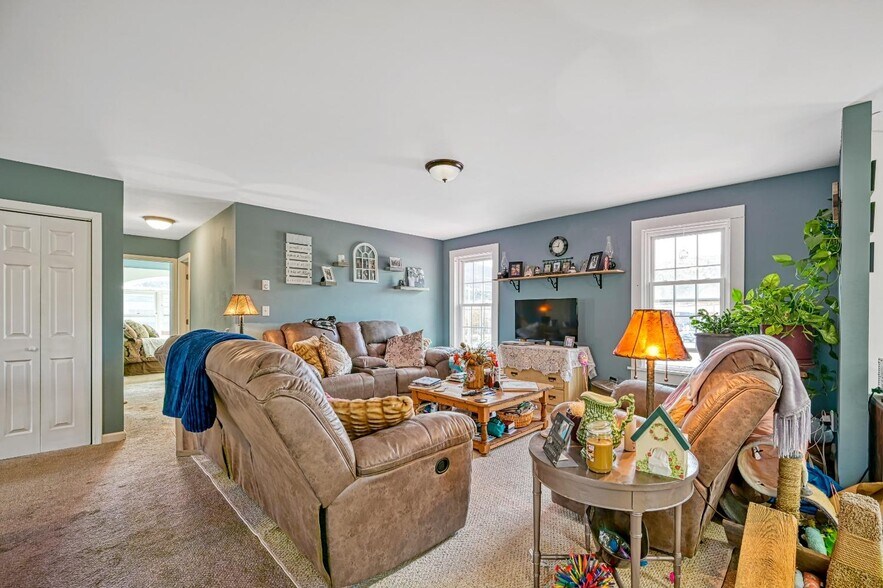 More Photos Of 37249 State Hwy 23, Grand Gorge Flex For Sale