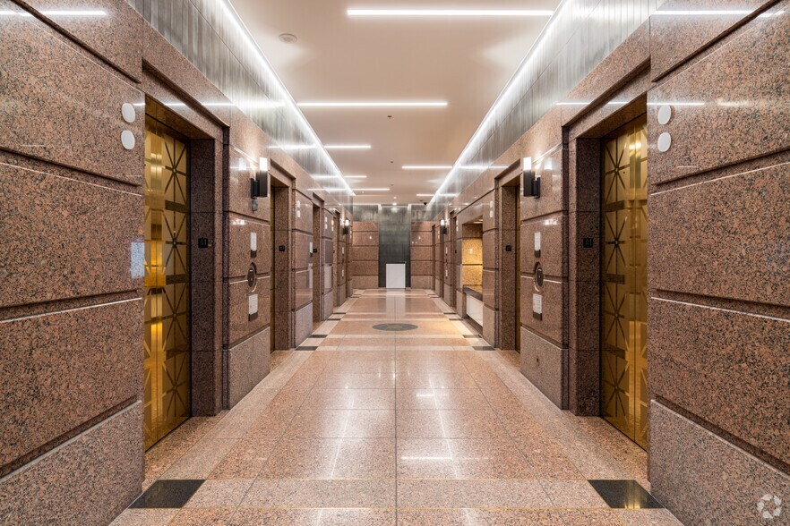 More Photos Of 201 S Main St, Salt Lake City Office For Lease