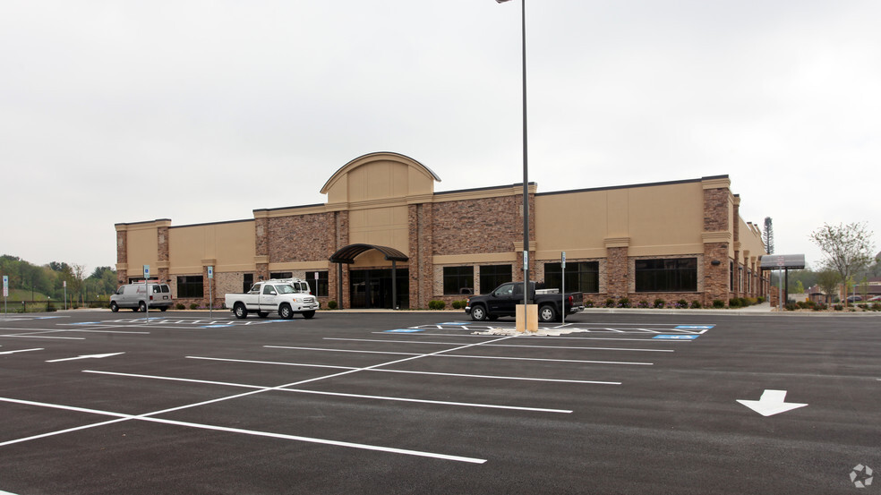 Primary Photo Of 246 Eastern Blvd, Hagerstown Medical For Lease