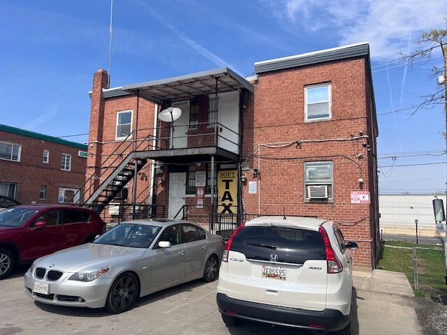 More Photos Of 1021 University Blvd, Takoma Park Storefront Retail Office For Sale